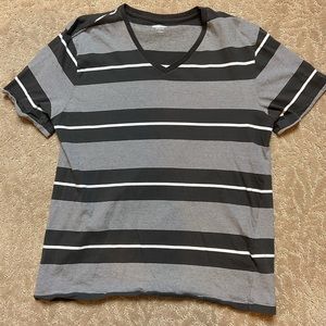 Old Navy striped V neck tee shirt